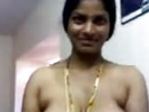 A Moot Telugu chick gets off while getting her cunt filled with a fat dong and some jizz